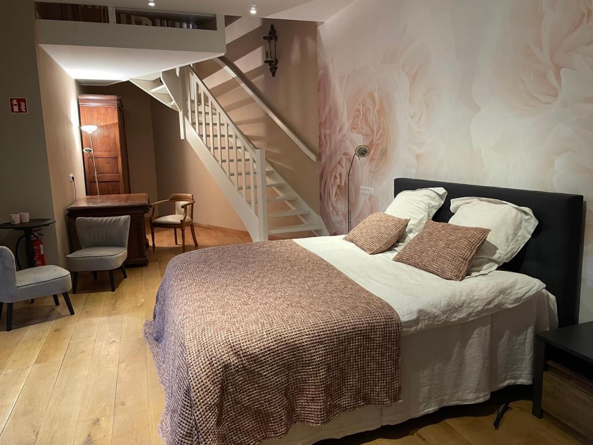 B&B Het Doctershoes Kinrooi Εξωτερικό φωτογραφία
